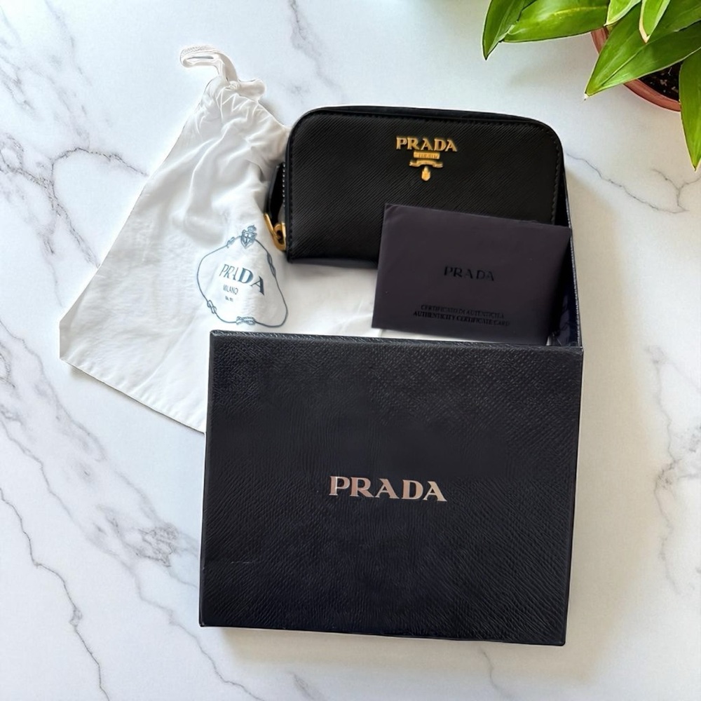 Prada Black saffiano Leather Zip around key Wallet
